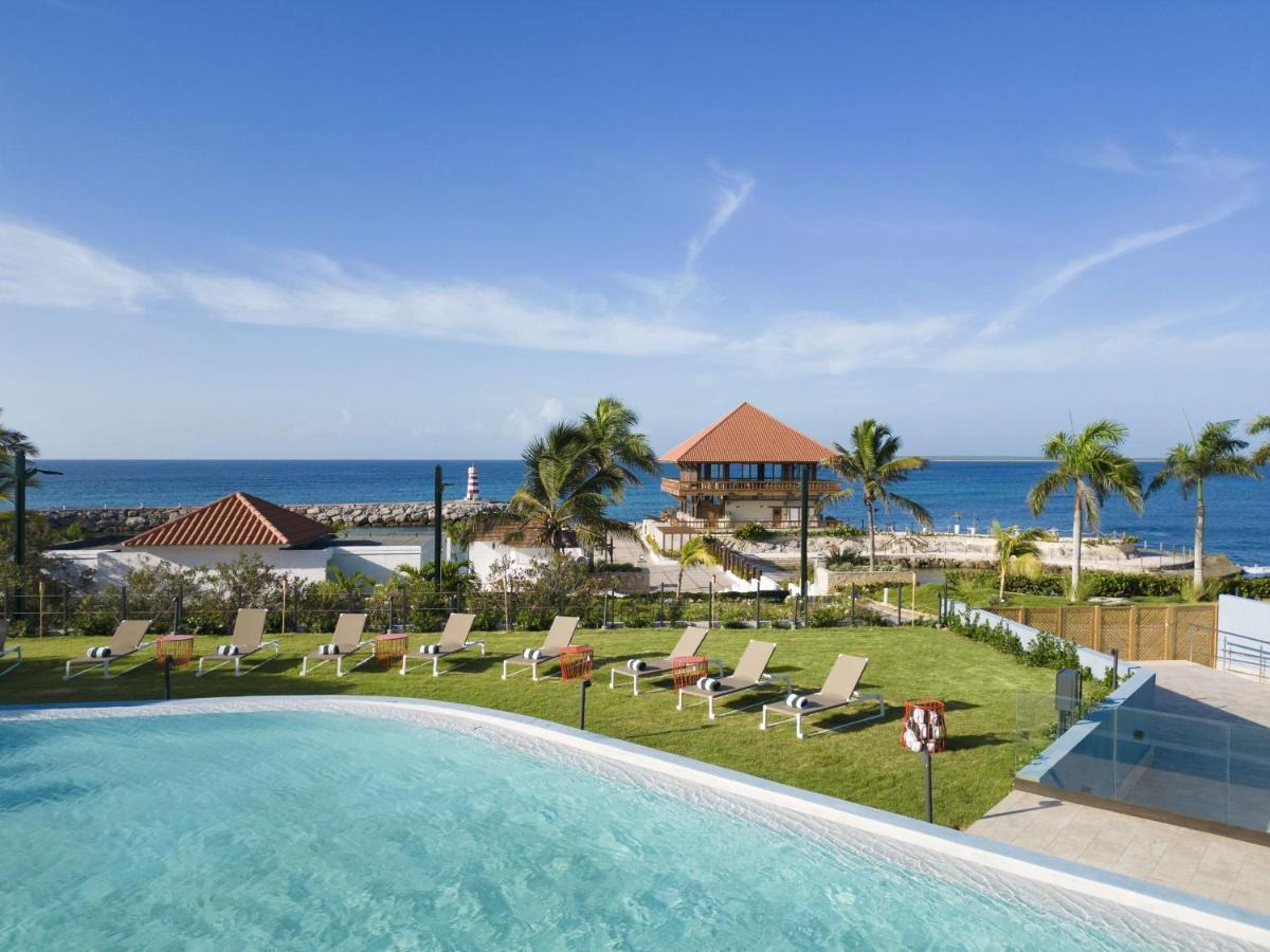 Hilton Garden Inn La Romana Eksteriør billede
