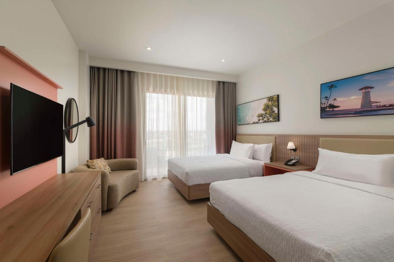Hilton Garden Inn La Romana Eksteriør billede