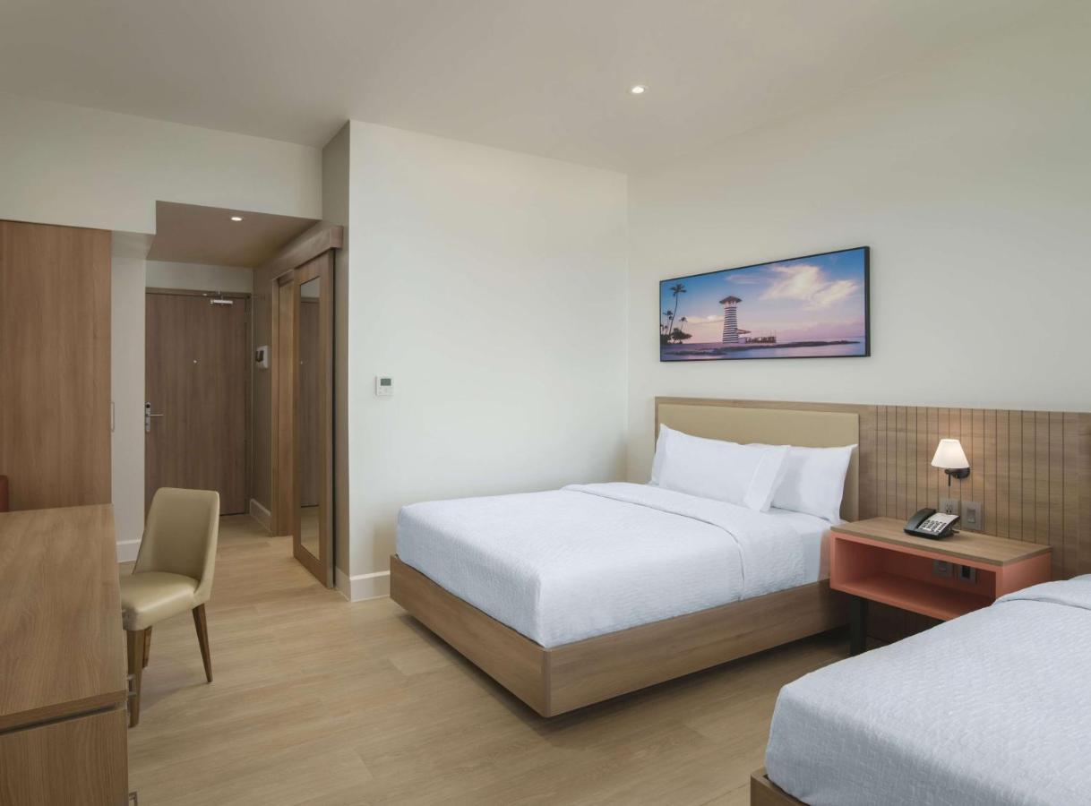 Hilton Garden Inn La Romana Eksteriør billede