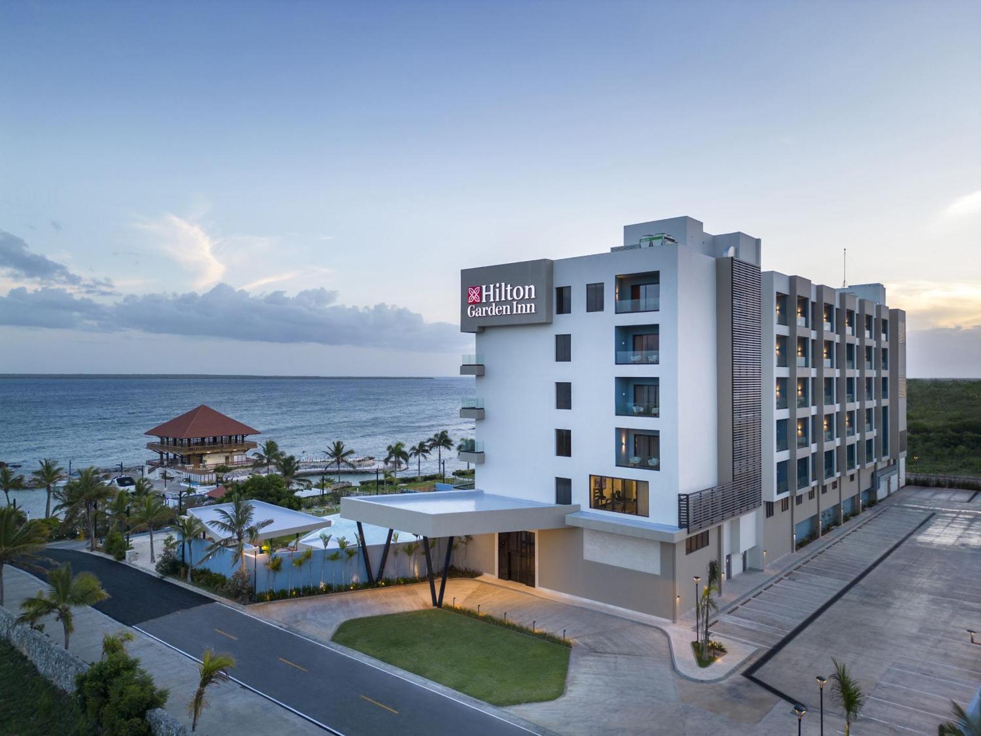 Hilton Garden Inn La Romana Eksteriør billede